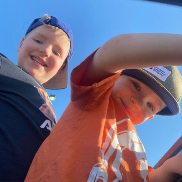 Meet your Posher, Tara - Picture 1 of 1